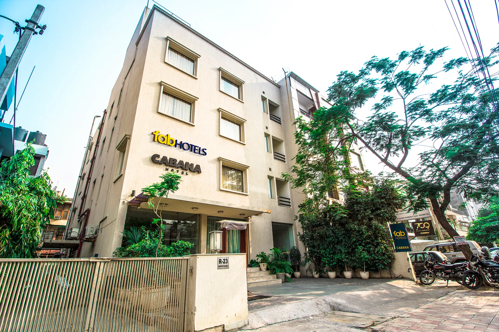 FabHotel Cabana - Hotel in Greater Kailash, New Delhi