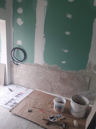 Photo n°38 de EURL Laurent Vilatte, depuis 2003 service peinture, plaquiste, carrelage, rénovation des sols et nettoyage de toiture. à Nanclars (Service de pose de parquet)