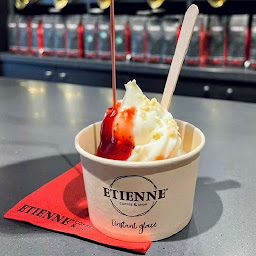 Photo n°10 de ETIENNE Coffee & Shop Rouen à Rouen (Café)