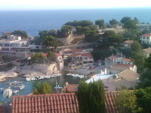 Les Calanquais Niolonais