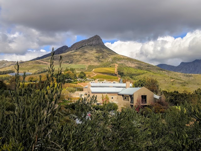 TOKARA Wine Estate