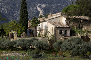 Photo n°52 de Domaine Les Roullets à Oppède (Cave à vins)