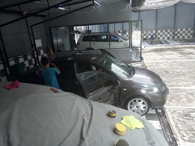 Photos of Wibi's Carwash & Detailing