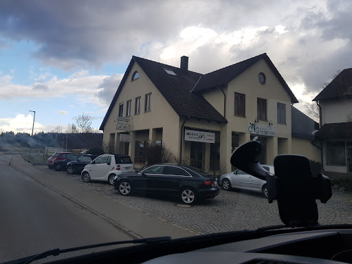 Brigitte Pelz Zweirad Griesberger - Thumbnail