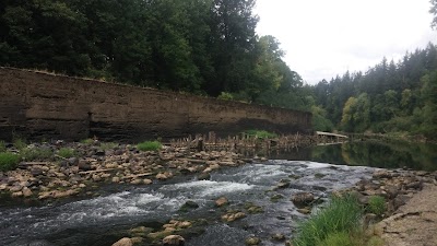 Yamhill Locks Park