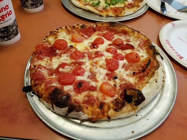 Regina Pizzeria