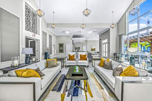 Estero Oaks - Visual