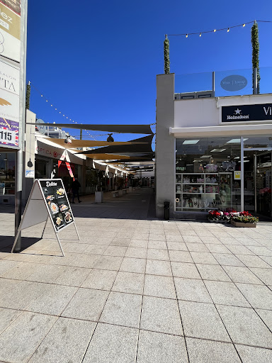 Quesada Boulevard - Thumbnail