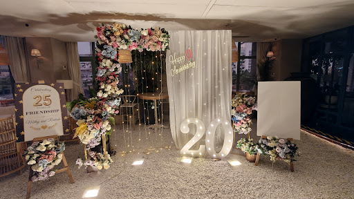 20th anniversary decoration post image