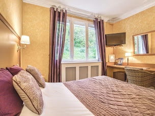 Photo n°3 de Logis Hôtel Auberge de la Vallée Verte à Vernouillet (Restaurant)