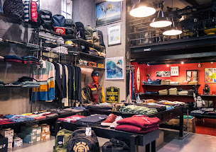 Photo n°36 de Cactus Proshop à Grasse (Magasin de vêtements pour femmes)