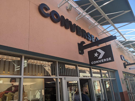 Converse Store - Visual