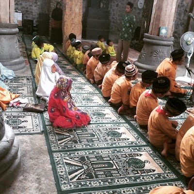 Photos of Miftakhul Huda (Masjid Batu)