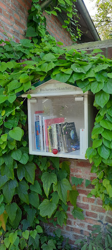 Bücherschrank Schlossgarten