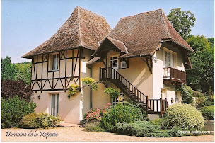 Photo n°4 de Domaine de la reposée à Cherisy (Hôtel)