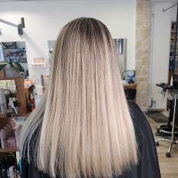 Photo n°8 de Sandrina Coiffure Mixte à Mandelieu-la-Napoule (Salon de coiffure)