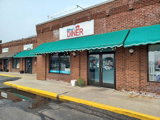 Johnny's Diner - Visual