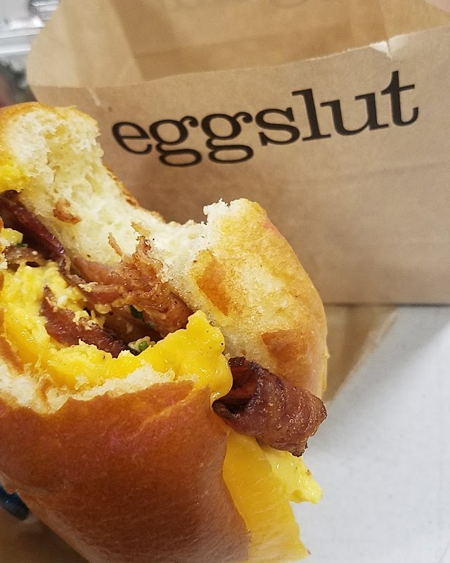 Eggslut Beverly Center