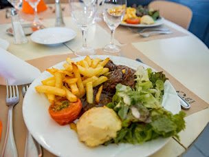 Photo n°70 de Logis Auberge du Colombier Rest. la Ferme Gourmande à Guînes (Restaurant)