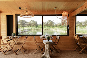 Photo n°33 de La Cabane d'Adrien-Ostréiculteur à La Guérinière (Restaurant de fruits de mer)