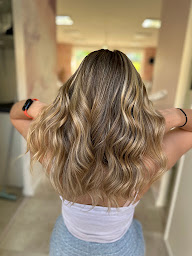 Photo n°11 de Salon Priscilla.K à Évenos (Salon de coiffure)