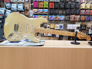 Photo n°16 de Music Lab à Poissy (Magasin de musique)