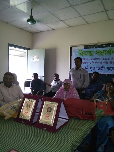 Photos of SRDL Computer Lab, Bhowanipur Degree College