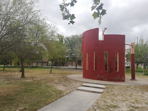 Parque Rosas Gallery - United States