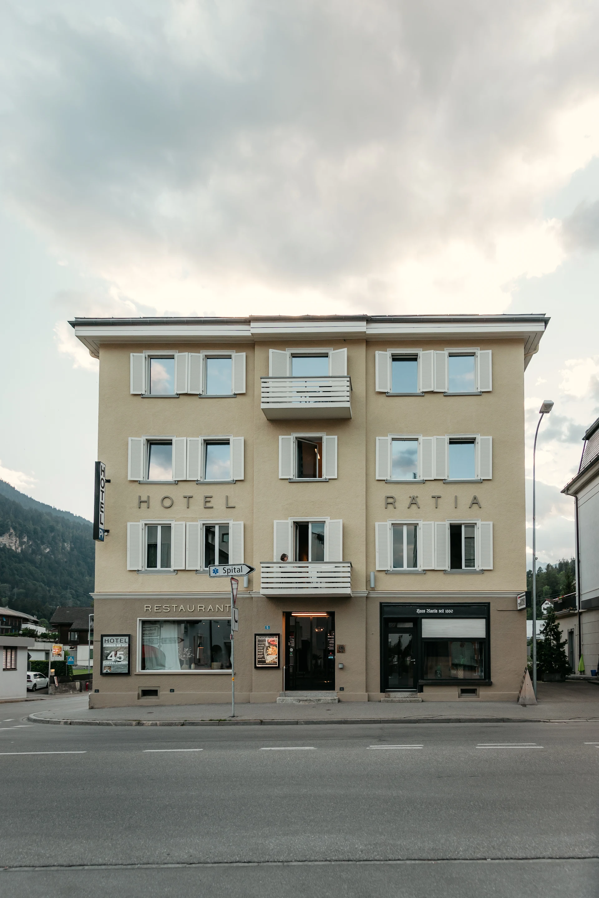 Hotel Rätia und Restaurant Rätia