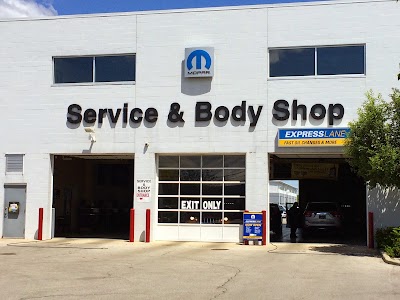 Photos of Charlie's Dodge Chrysler Jeep Ram