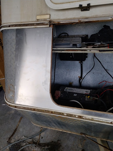 Maps Caravan Repairs Gallery - Australia
