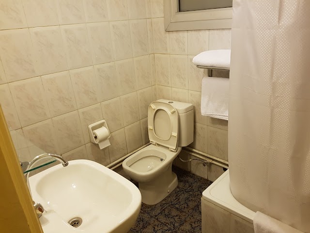 Al Horreya Hotel & Coffee Shop