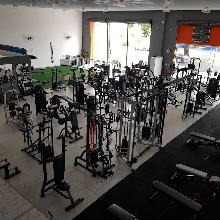 ACADEMIA ALPHA FITNESS - Sala De Fitness em Residencial Hercules