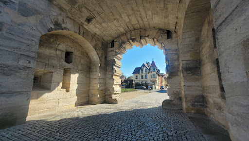 Nuremberg Gate - Visual