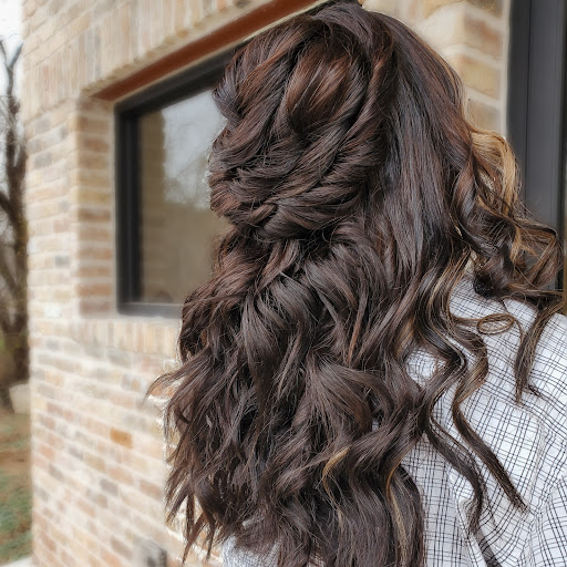 The Cattleman's Wife Salon & Co. - Thumbnail