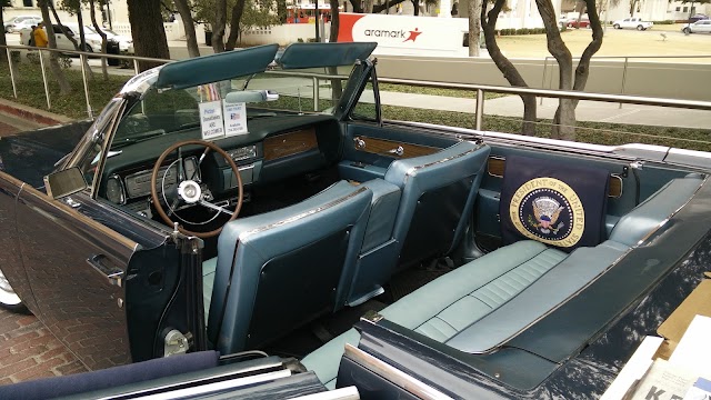 The Sixth Floor Museum at Dealey Plaza