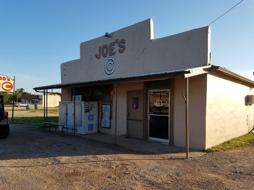 Circle C Grocery - Visual