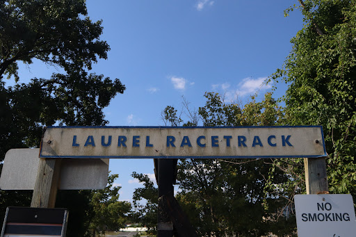 Laurel Racetrack - Visual