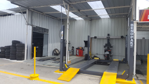 Henry Motors Outlet - Thumbnail