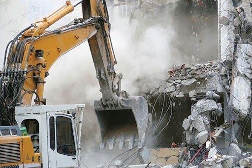 commercial demolition contractor in Noida or Gurgaon near you? We provide demolition services for… post image