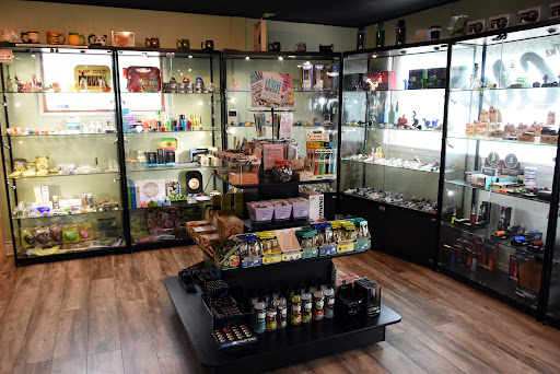 VAPE N JUICE / CBD HQ - Thumbnail