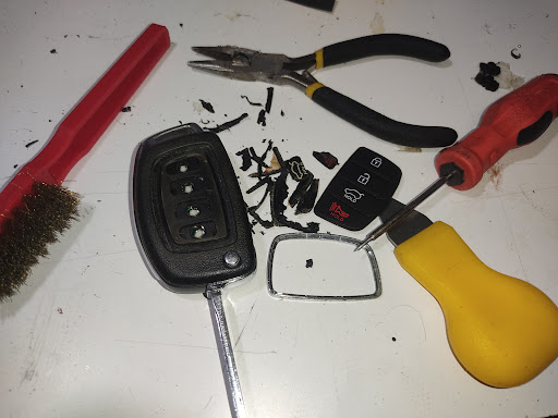 Duplicado de llaves de seguridad y electrónica de coches - Thumbnail
