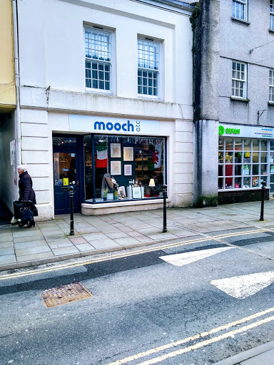 Mooch etc - Visual