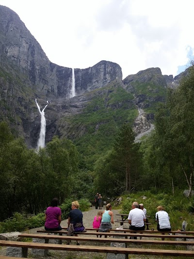 Photos of Mardalsfossen Waterfall