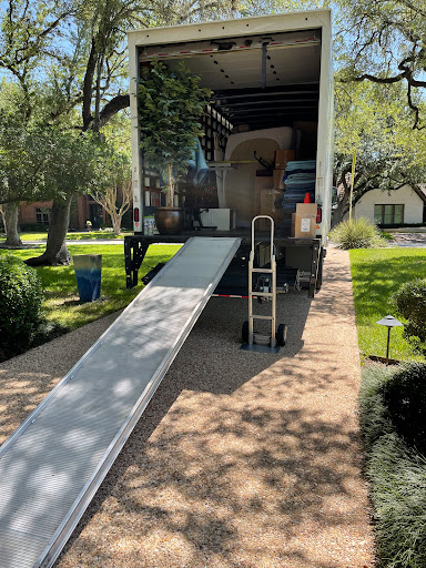 Blue Whale Moving Company - Austin - Thumbnail