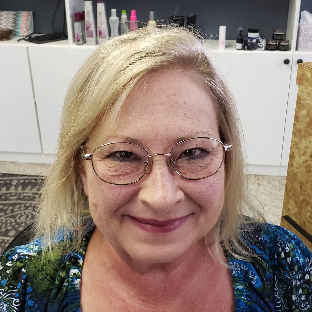 Creative Styles Hair Salon - Hair Salon in Cleveland