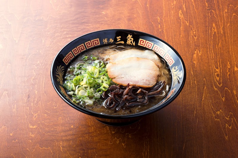 豚骨ラーメン博多三氣 福大通り片江店