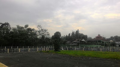 Photos of Embung Serut