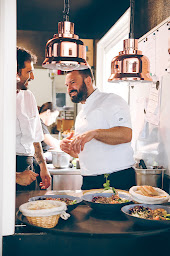 Photo n°79 de Le Jardin des Frangins - Restaurant Bistronomique avec Terrasse - Montpellier à Montpellier (Cave à vins)