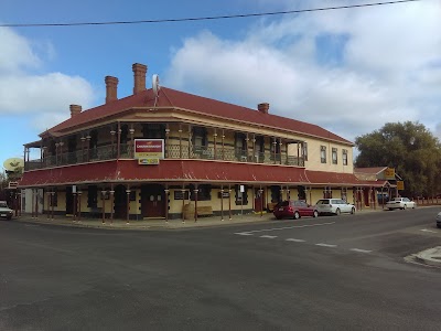 Photos of Bordertown Hotel